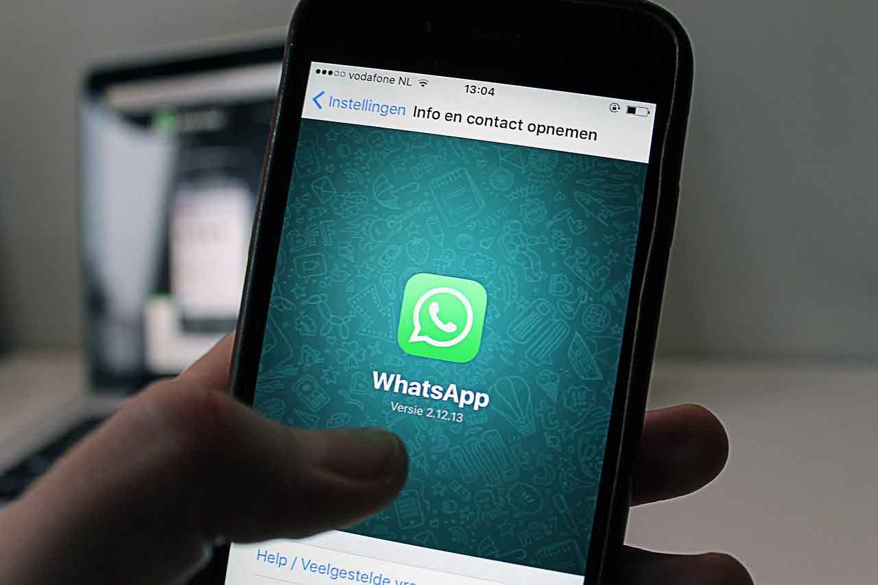 WhatsApp раздумал блокировать абонентов, какие отреклись принимать новые правила мессенджера