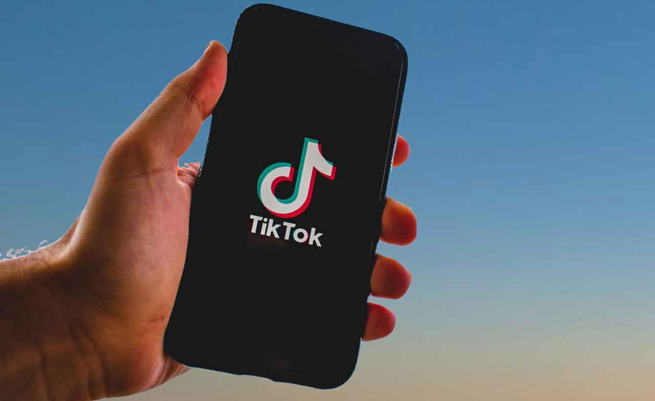 В будущем вы будете зарабатывать больше на TikTok, платформа изучает, как делиться рекламными деньгами напрямую с создателями
