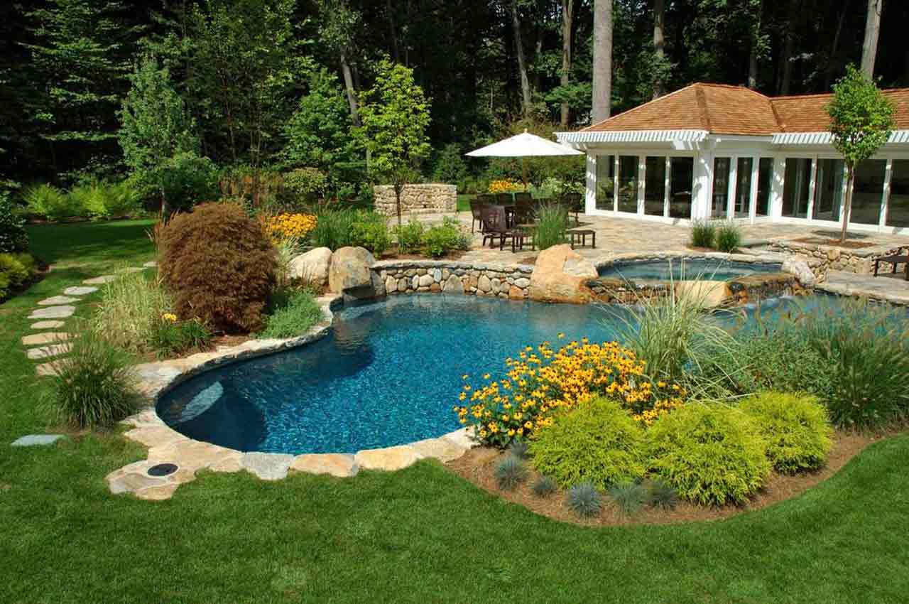 Как выбрать место для бассейна в саду